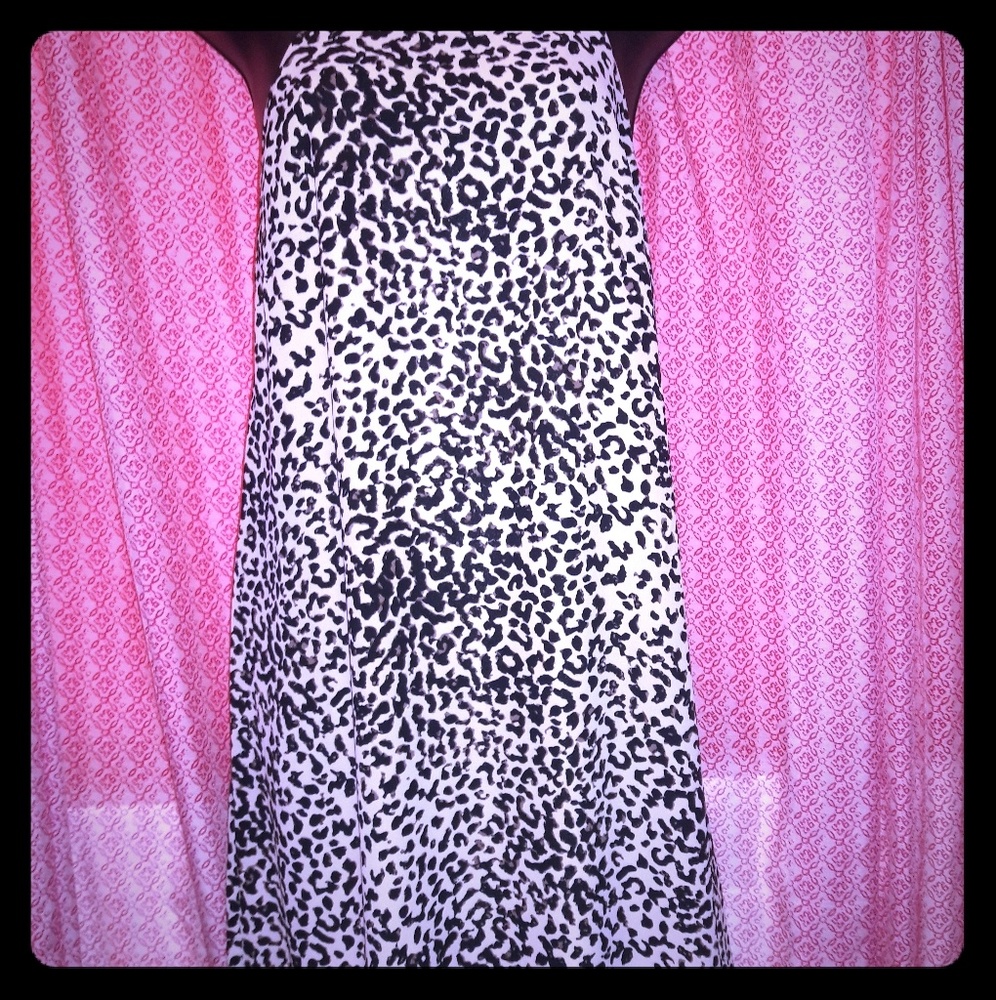 ~ASTR~NORDSTROM~MIDI~CHEETAH~size S~